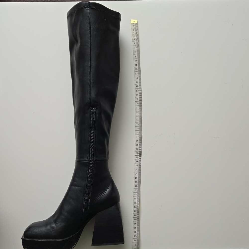 Women's Gothic Knee-High Platform Boots (5.5) - Picture 9 of 10